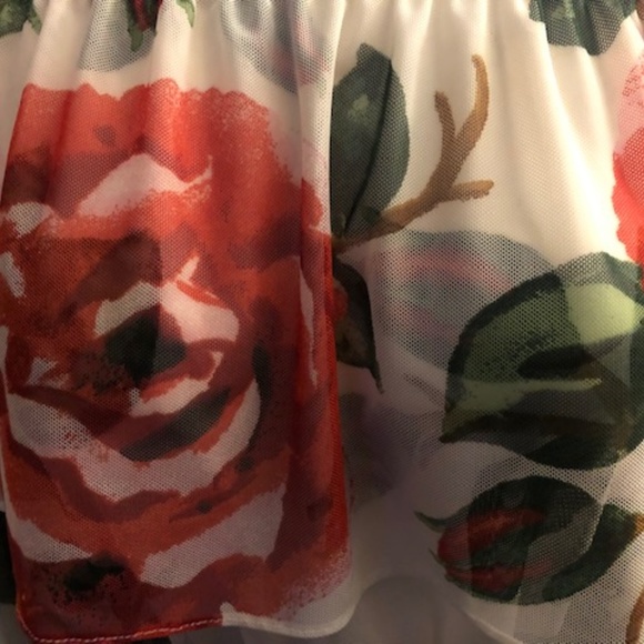 Floral Blouse - Picture 2 of 3